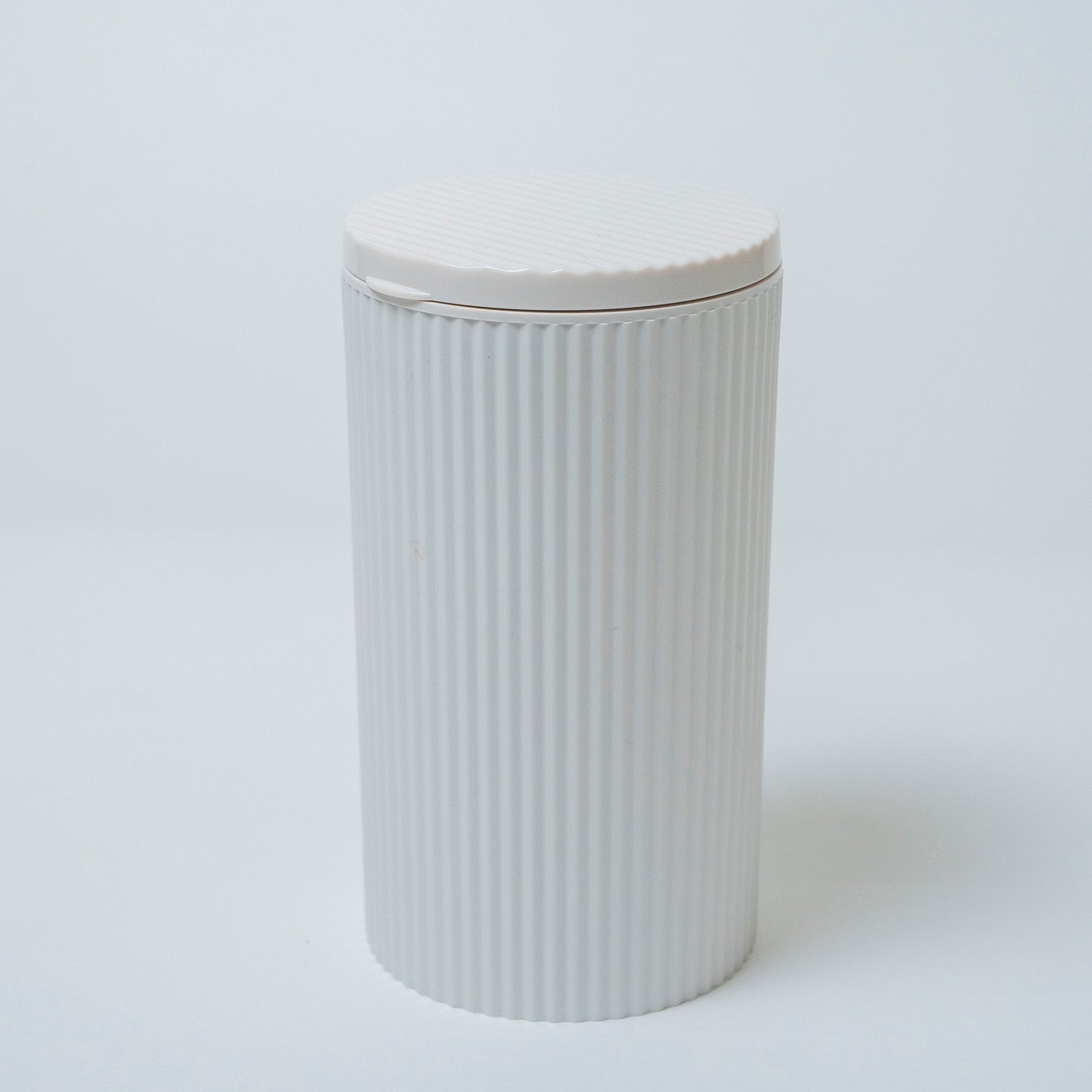 ウェットティッシュスリムボトル(プラスチック)